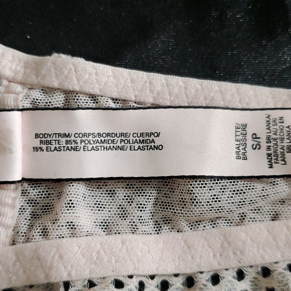 Victoria's Secret Lace Bralette - Picture 6 of 6